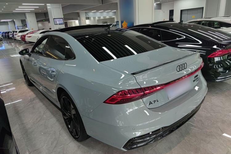 Used Audi A7L 2024 55 TFSI quattro Flagship Model
