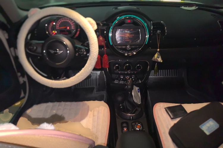 Used MINI Clubman 2016 1.5T COOPER Connoisseur Edition Center Console