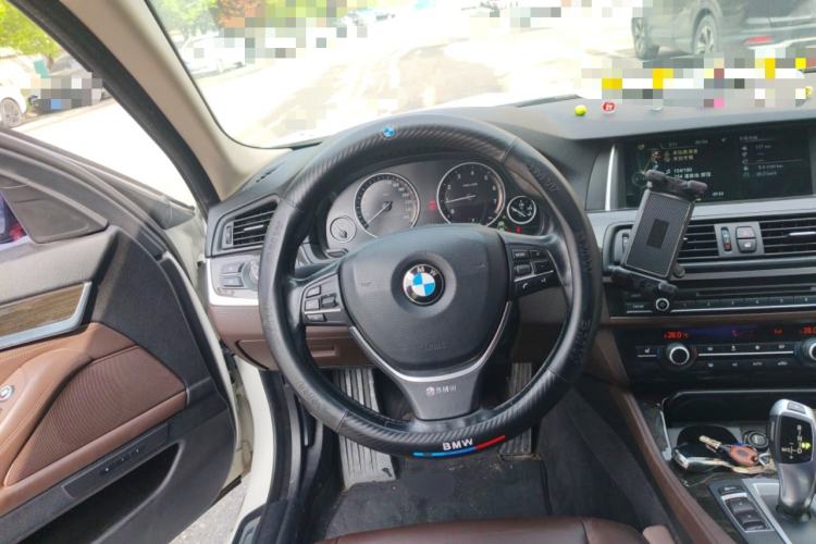 Used BMW 5 Series 2013 525Li Luxury Model Steering Wheel