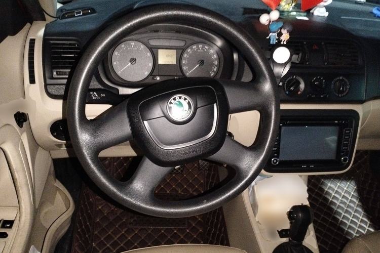 Used Skoda Fabia 2012 1.4L Automatic Crystal Edition