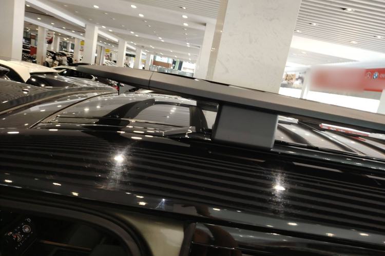 Used Land Rover Defender 2023 Facelift 110 3.0T P400 X-DYNAMIC HSE Roof