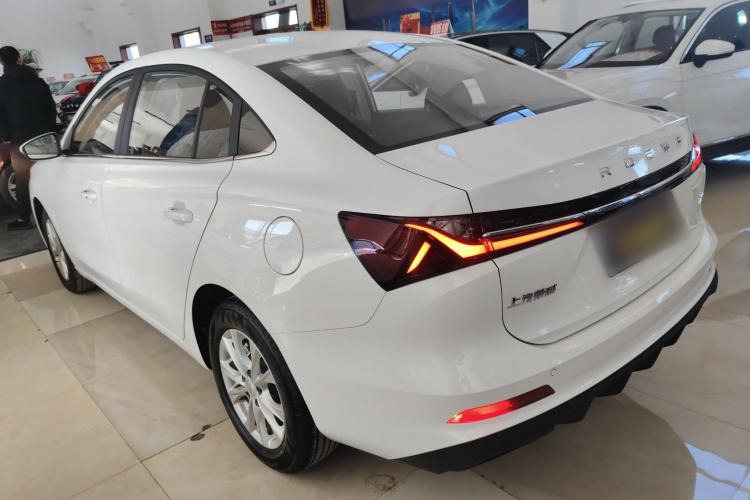 Used Roewe i5 2026 Model 1.5L CVT Luxury Version