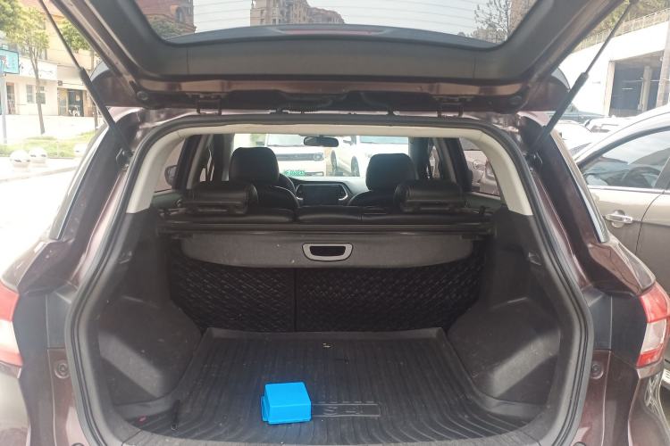 Used GAC Trumpchi GS4 2015 200T G-DCT Elite Edition Trunk