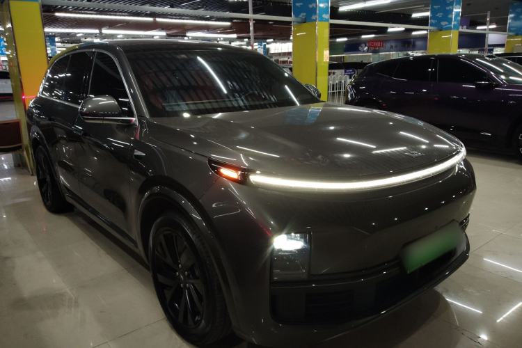 Used Li Auto L8 2023 Pro Model
