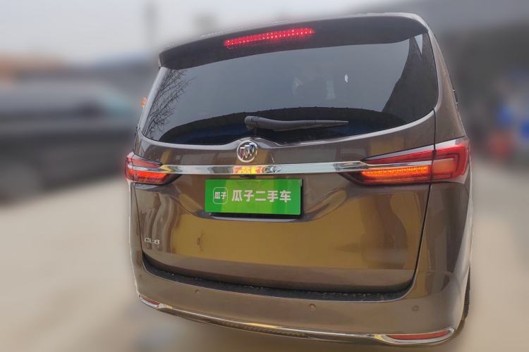 Used Buick GL8 2023 Facelifted Land Cruiser Executive Luxury Version
