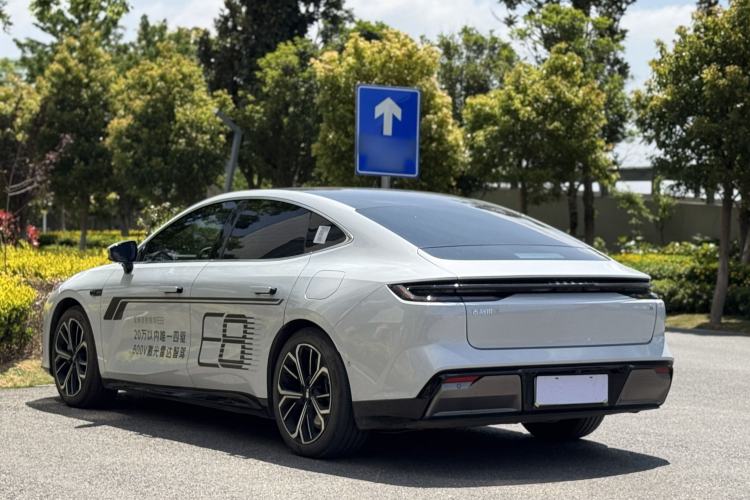 Used Geely Galaxy E8 2025 700 km Long-Range Intelligent Driving Version
