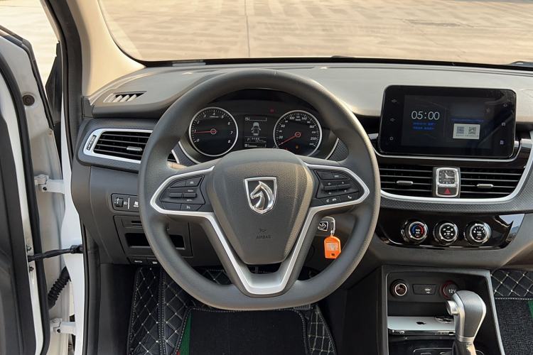 Used Baojun 730 2021 1.5T CVT Fashion Version 7 Seats
