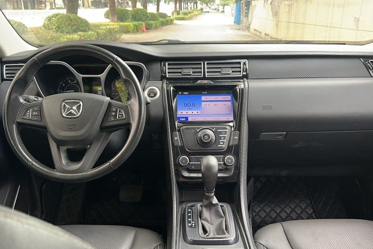 Used JMC Yusheng S330 2016 1.5L GTDi Automatic Two-Wheel Drive Prestige Edition
