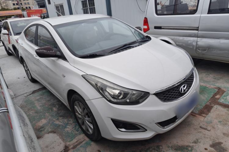 Used Hyundai Elantra (5th Generation / Langdong) 2016 1.6L Automatic Smart Version
