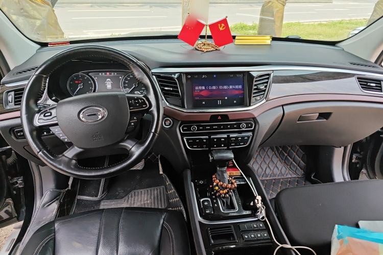 Used GAC Trumpchi GS8 2017 320T Two-Wheel Drive Luxury Smart Connectivity Version (7 Seats)