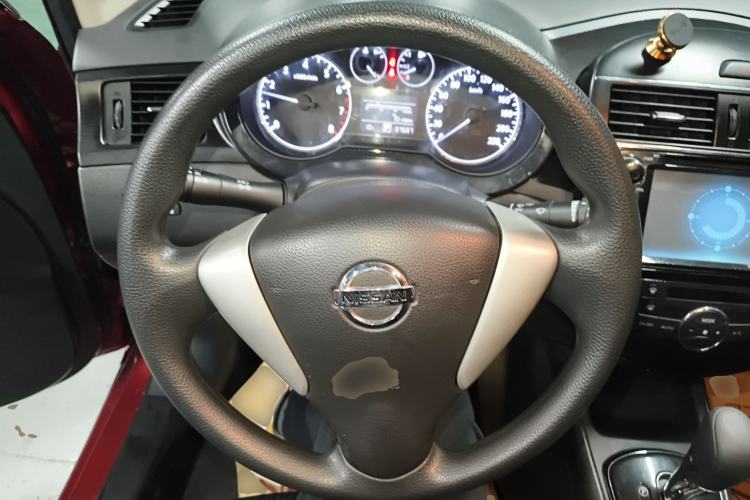 Used Nissan Tiida 2014 1.6L CVT Smart Model