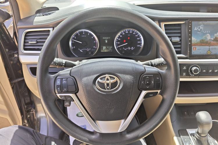 Used Toyota Highlander 2018 2.0T Four-Wheel Drive Elite Edition 7 Seats China V Standard
