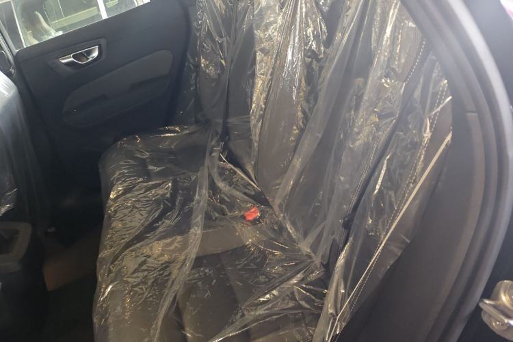 Used Volvo XC60 2025 B5 Four-Wheel Drive Smart & Advanced Midnight Black Edition Left Rear Seat