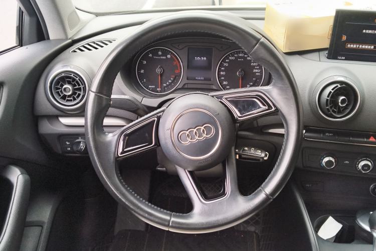 Used Audi A3 2017 Limousine 35 TFSI Ambition Edition
