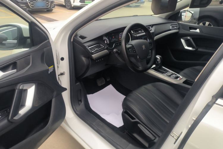 Used Peugeot 408 2020 360THP 10th Anniversary Edition Driver Seat