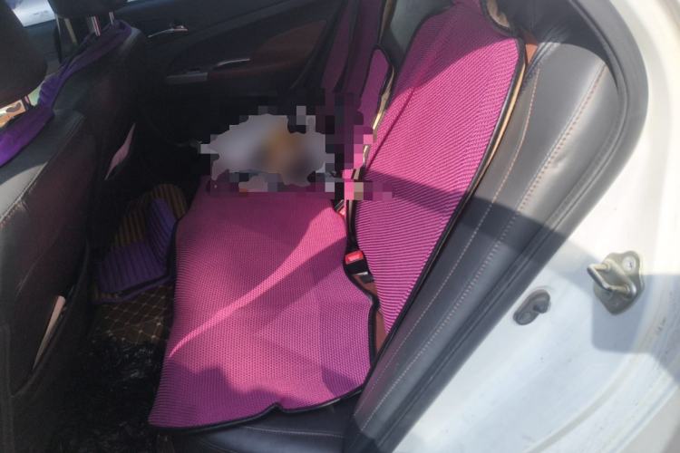 Used BYD F3 2015 Energy-Efficient Model 1.5L Manual Comfort Edition Left Rear Seat