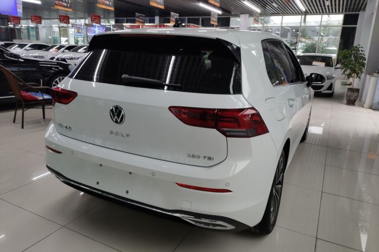 Used Volkswagen Golf 2023 Facelift 280TSI DSG Pro
