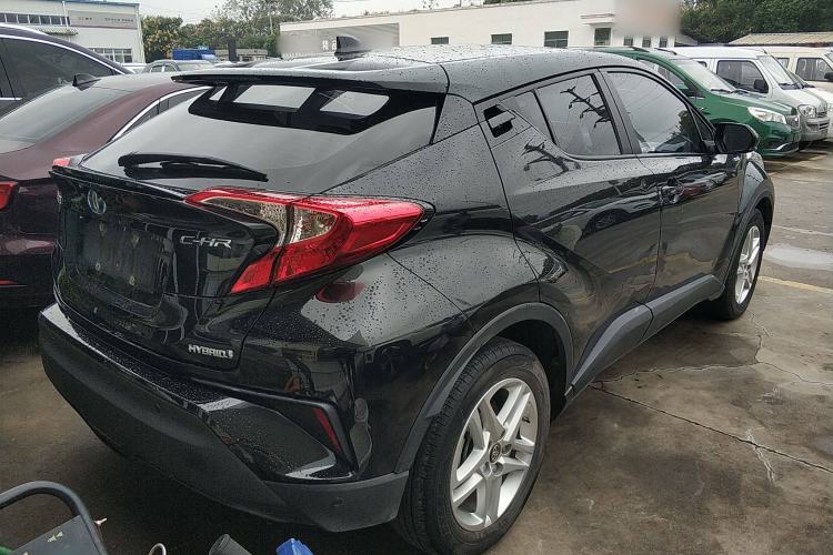Used Toyota C-HR 2021 Dual-Motor 2.0L E-CVT Comfort Edition