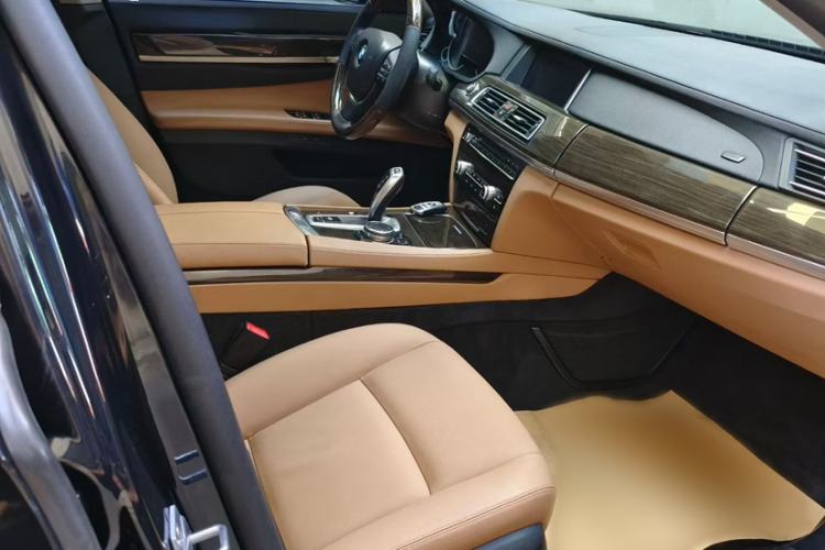 Used BMW 7 Series 2014 730Li Premium Edition
