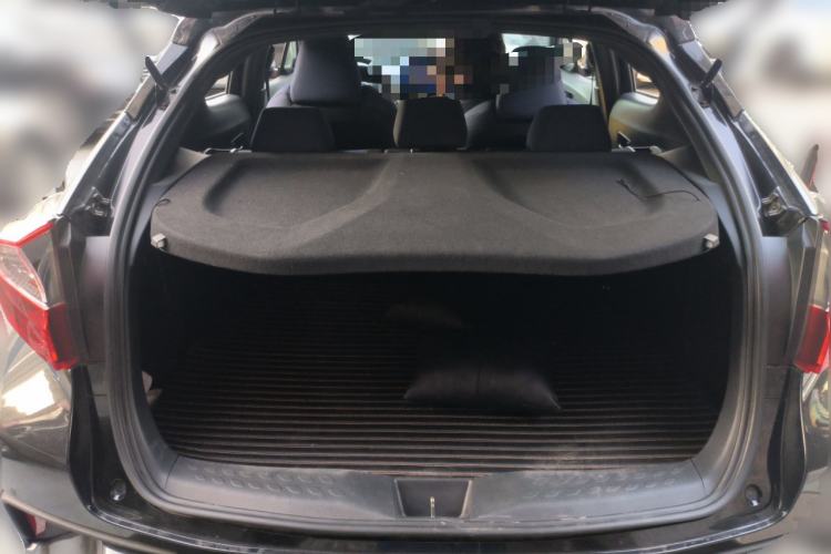 Used Toyota C-HR 2018 2.0L Leading with Sunroof China VI Standard
