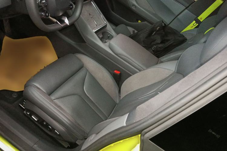 Used XPeng P7 2025 Model—702 Long Range Ultra Left Front Seat