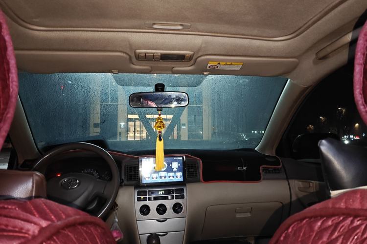 Used Toyota Corolla EX 2011 1.6L Manual Luxury Edition