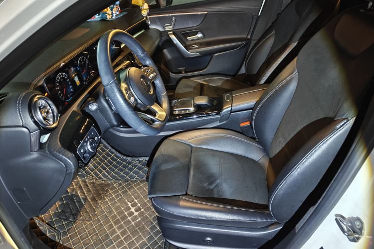 Used Mercedes-Benz A-Class 2021 A 200 L Sport Sedan Fashion Model Left Front Seat