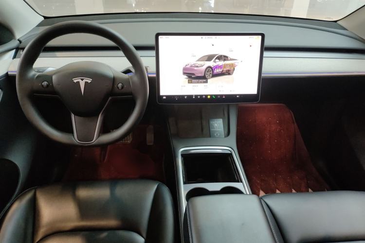 Used Tesla Model Y 2024 Rear-Wheel-Drive Version Center Console