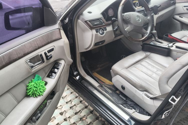 Used Mercedes-Benz E-Class 2010 E 200 CGI Elegant Model