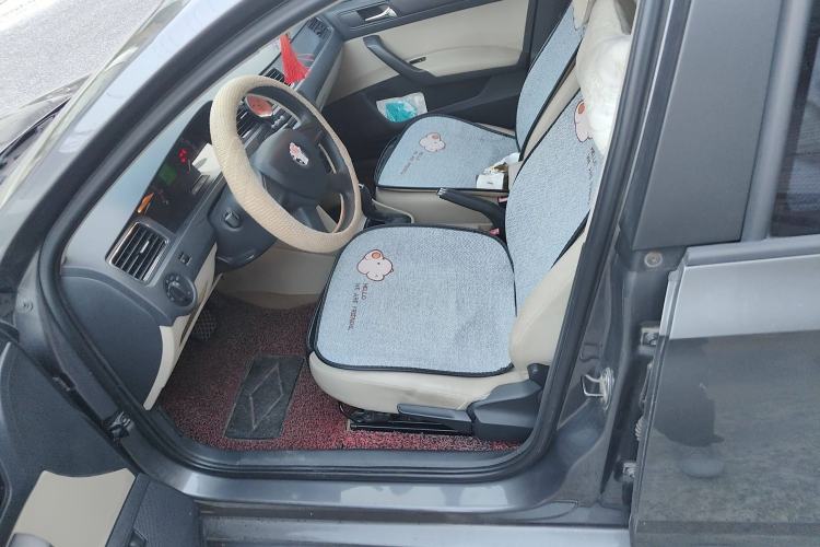 Used Skoda Rapid 2013 1.6L Automatic Smart Selection Model