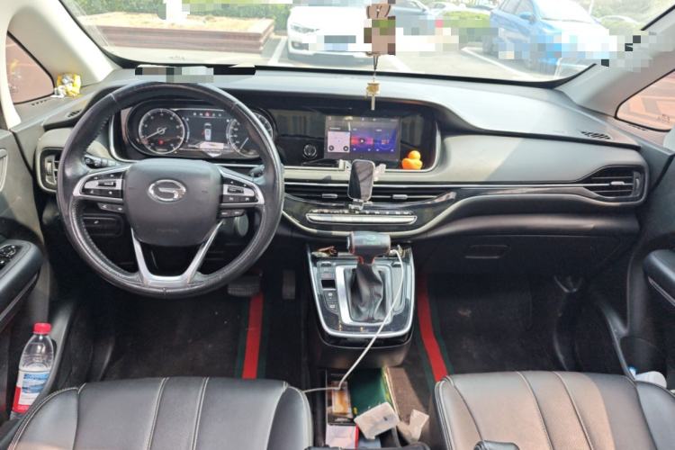 Used GAC Trumpchi M6 2019 270T Automatic Luxury Edition (7-seater) China V Standard Center Console