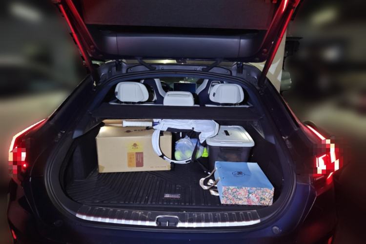 Used Zeekr 001 2023 WE Edition 100 kWh Trunk