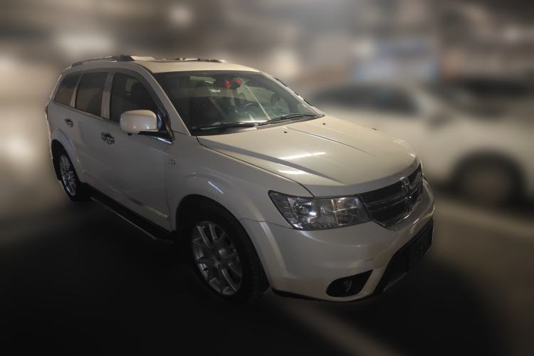 Used Dodge Journey 2013 2.4L Two-Wheel Drive Luxury Version