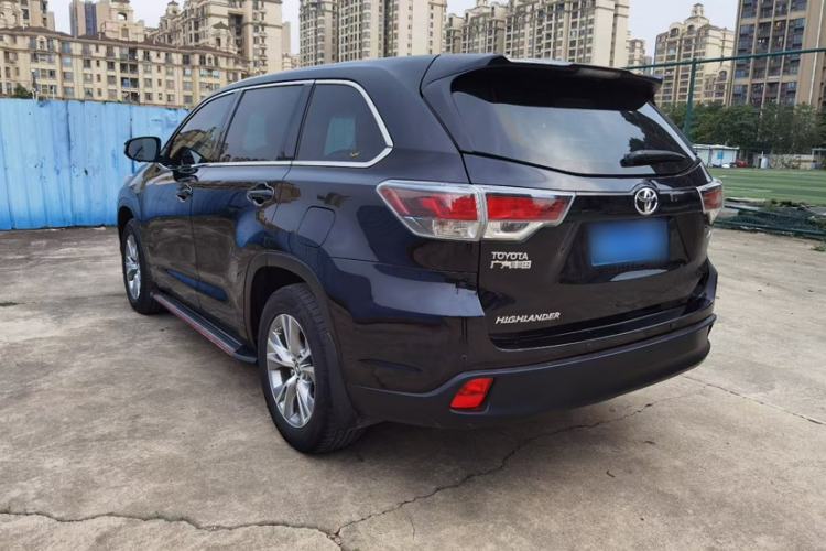 Used Toyota Highlander 2017 2.0T Two-Wheel Drive Elite Version 7 Seats