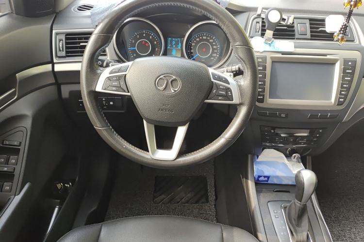 Used BAIC Senova X65 2015 2.0T Automatic Elite Model