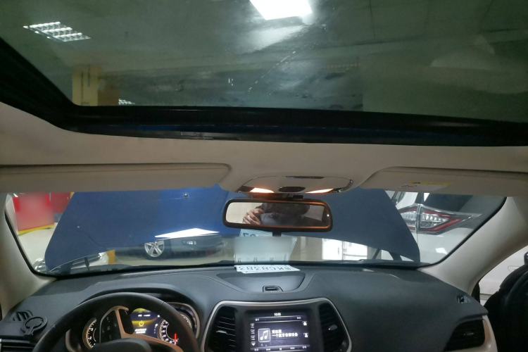 Used Jeep Cherokee 2016 2.0L Superior Edition