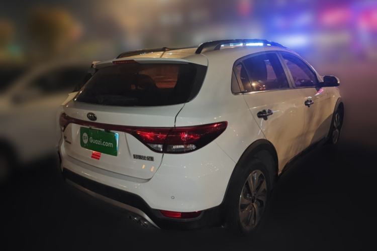 Used Kia KX Cross 2017 1.4L MT GLS
