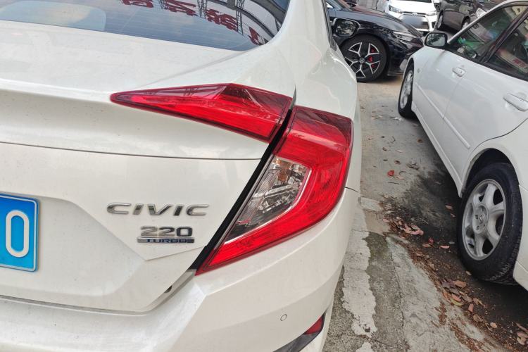 Used Honda Civic 2016 220TURBO CVT Prestige Edition Right Rear Taillight