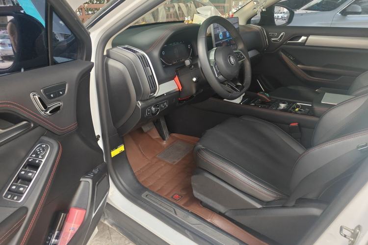 Used BYD Tang New Energy 2018 DM 2.0T All-Wheel Drive Smart Connectivity Luxury Model 7 Seats China V Emission Standard Driver Seat