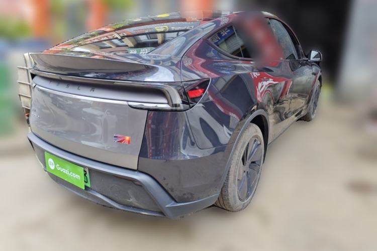 Used Tesla Model Y 2025 Long-Range All-Wheel Drive First Edition