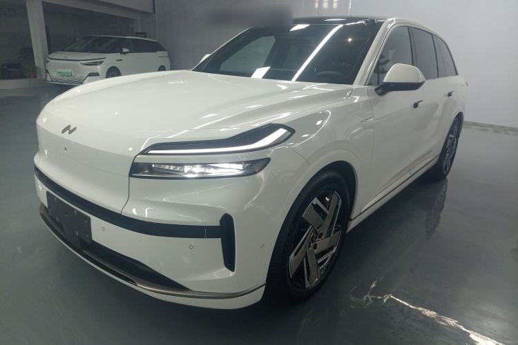 Used ONVO Luxeed L90 2025 Model—Max Six-Seater Version