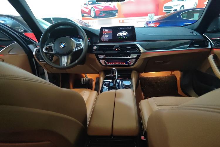 Used BMW 5 Series 2020 530Li Luxury Edition M Sport Package
