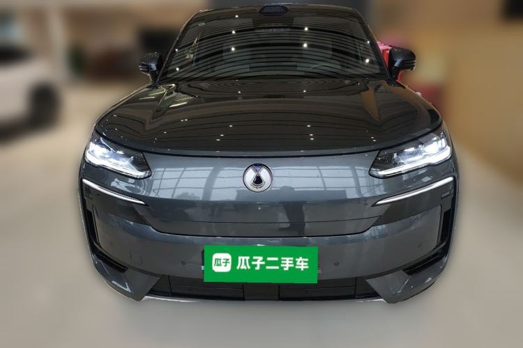 Used Denza N9 2025 Flagship Model Front