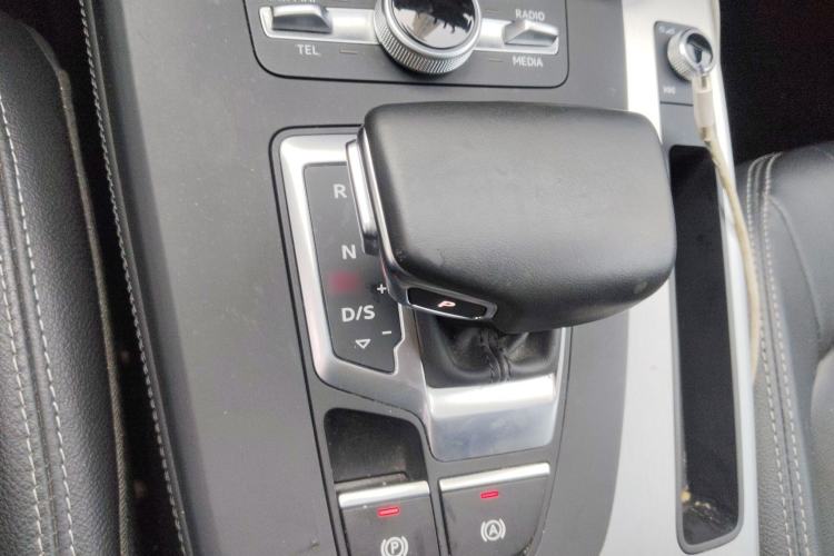 Used Audi Q5L 2020 Updated 40 TFSI Prestige Fashion Edition