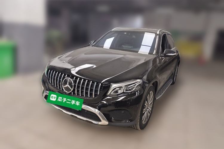 Used Mercedes-Benz GLC 2016 GLC 260 4MATIC Luxury Model