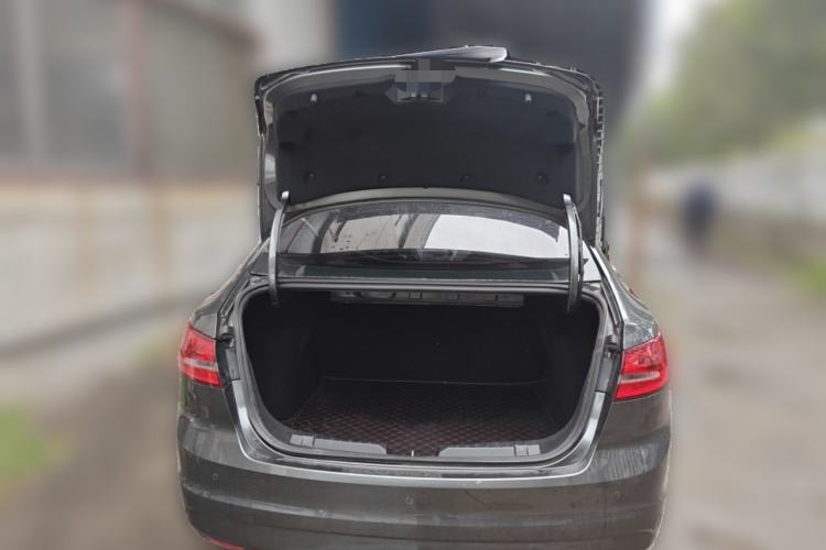 Used Ford Escort 2015 1.5L Automatic Fashion Model
