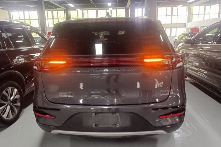 Used BYD Tang New Energy 2021 DM-i 112KM Prestige Model
