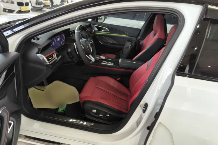 Used Hongqi H6 2023 2.0T ZhiShang Version
