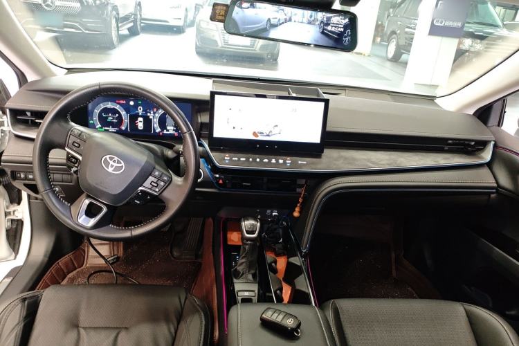 Used Toyota Camry 2024 Dual-Motor 2.0 HG Premium Edition