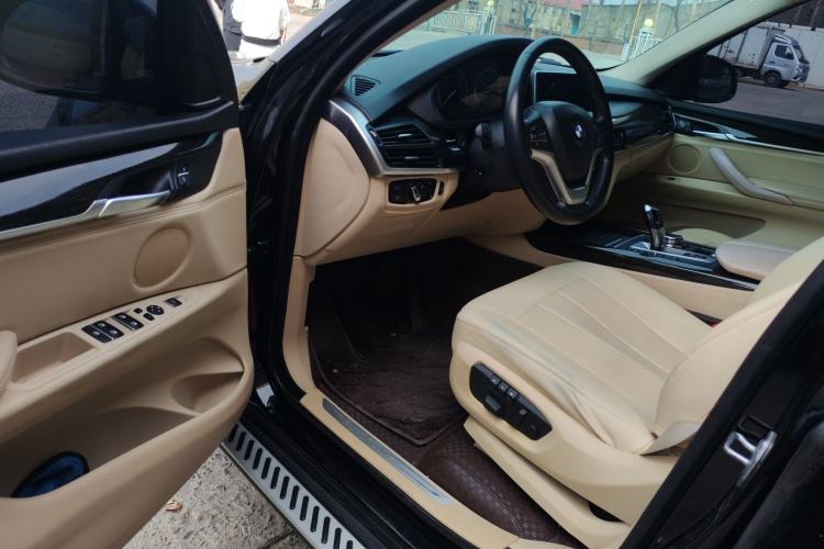 Used BMW X5 2014 xDrive35i Leading Model